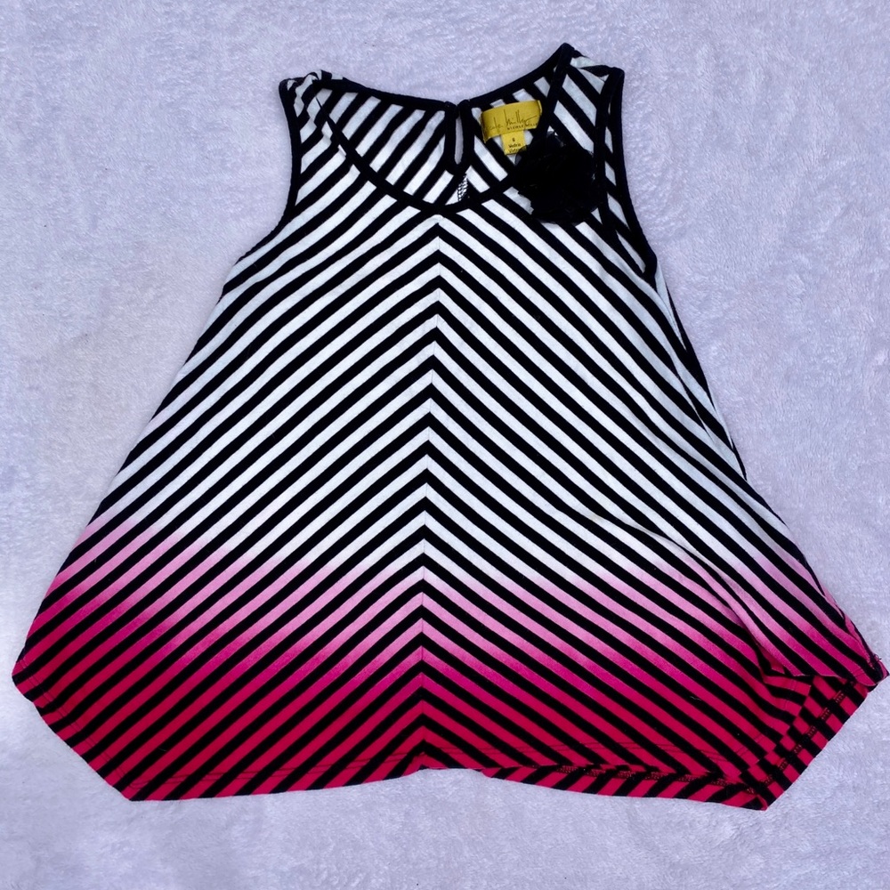 Black , white , and pink chevron shirt